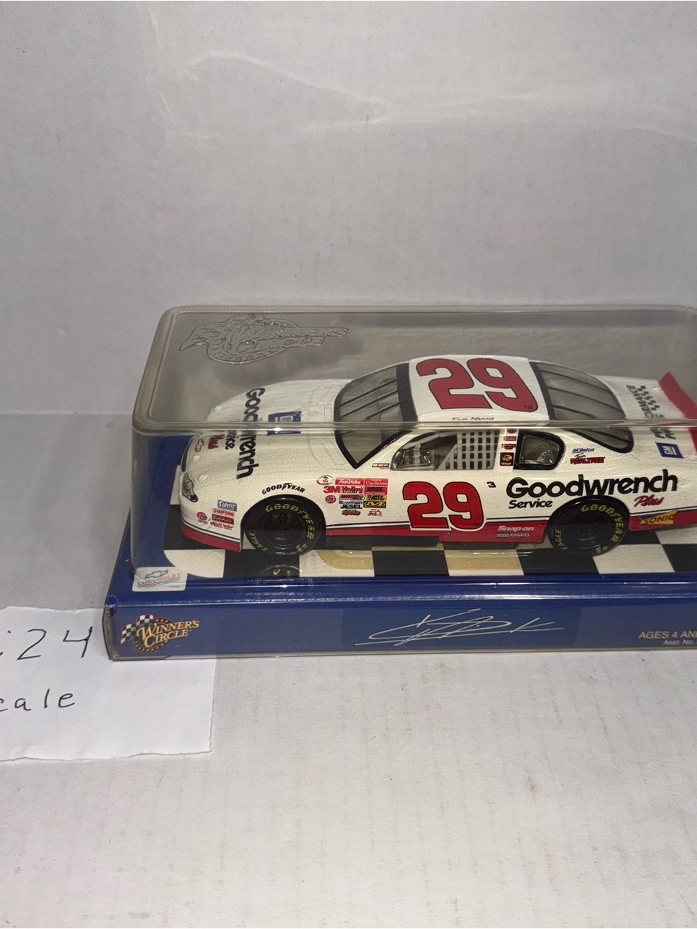 Kevin Harvick 29 GM Goodwrench 2001 Monte Carlo 1:24 Winners Circle Diecast New